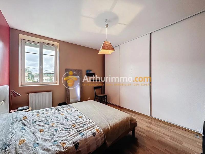 Maison - 224 m² - 7 pièces