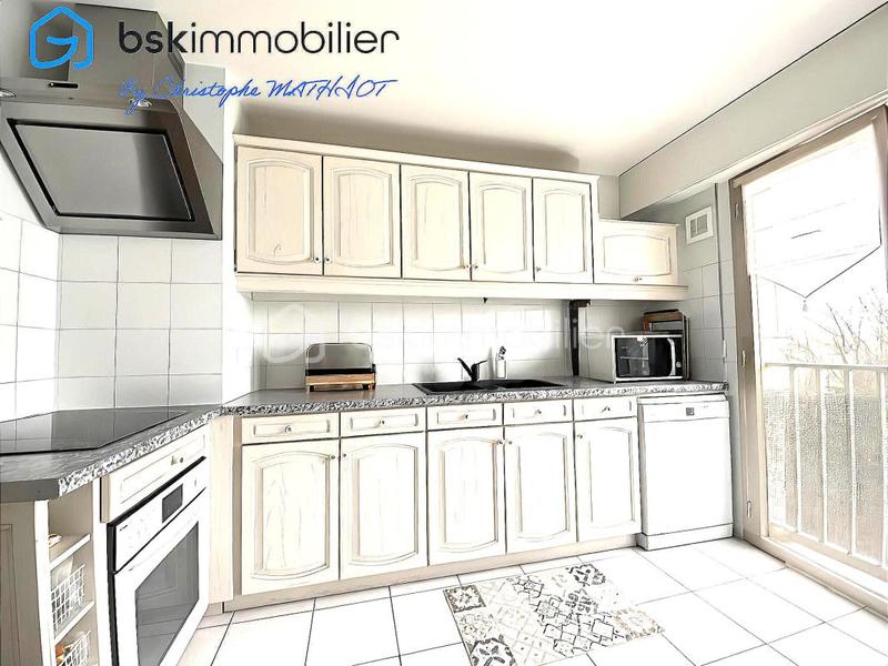 Appartement - 101 m² - 4 pièces