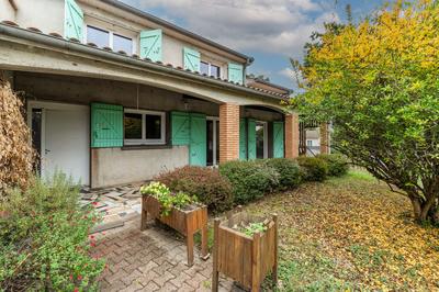 Maison traditionnelle - 174 m² - 7 pièces