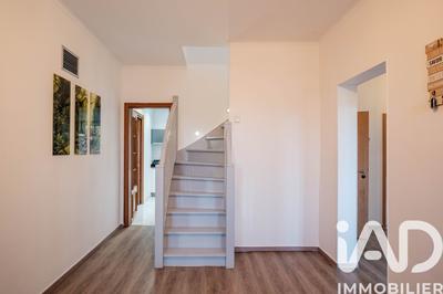 Maison - 217 m² - 9 pièces