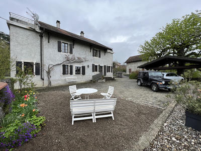 Maison - 185 m² - 8 pièces