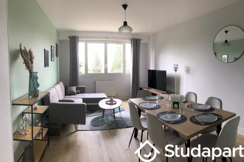 Chambre - 12 m² - 1 pièce