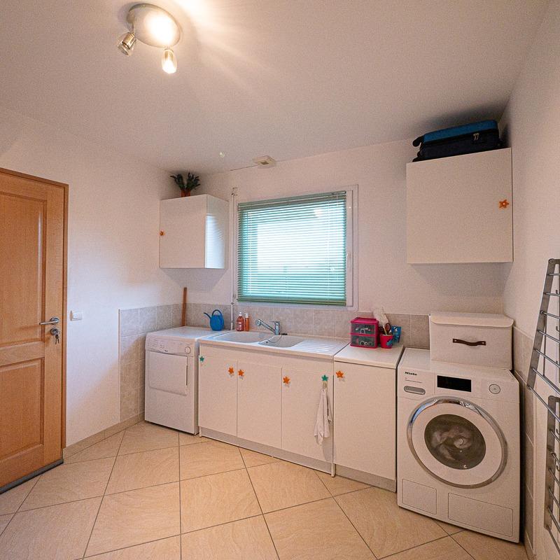 Maison - 179 m² - 8 pièces