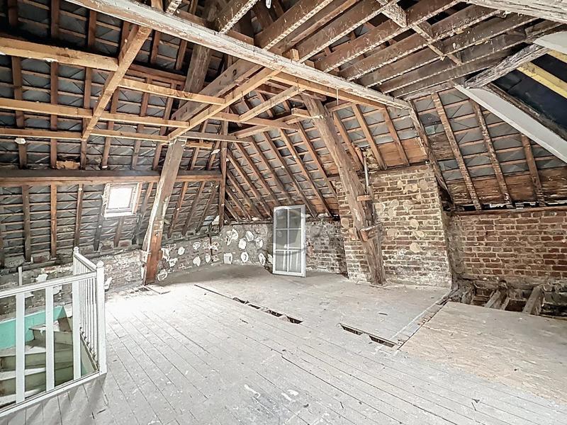 Maison - 93 m² - 5 pièces