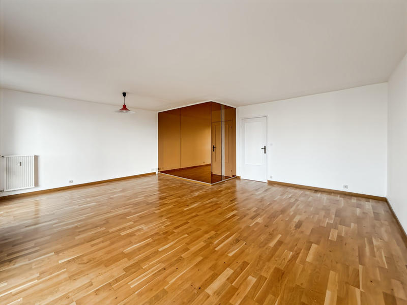 Appartement - 98 m² - 5 pièces