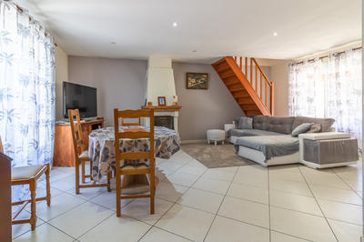 Maison - 80 m² - 5 pièces