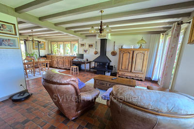 Pavillon - 136 m² - 6 pièces