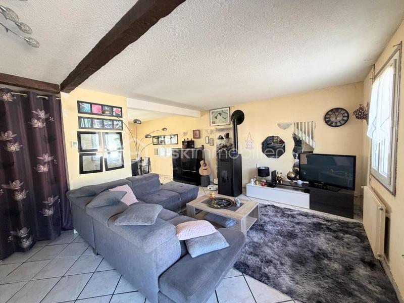 Maison - 106 m² - 9 pièces