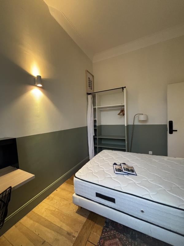 Chambre - 9 m² - 1 pièce