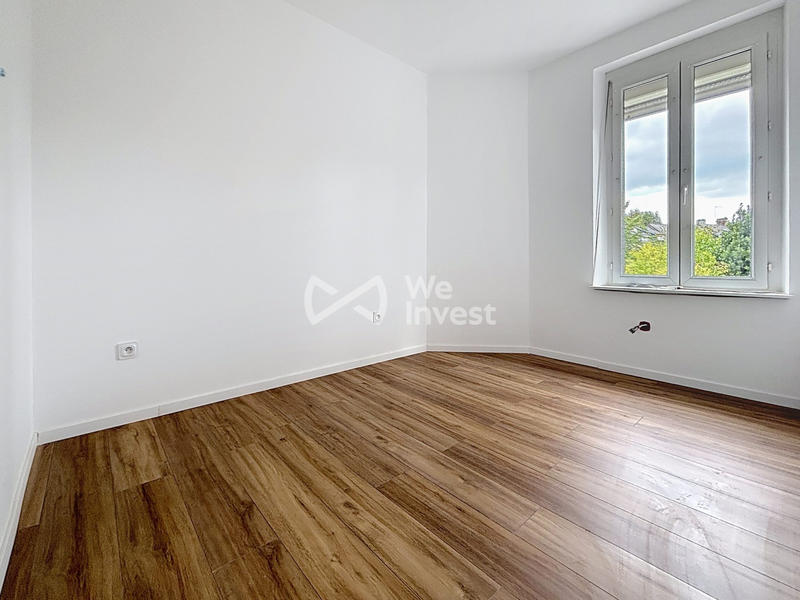 Maison - 87 m² - 7 pièces