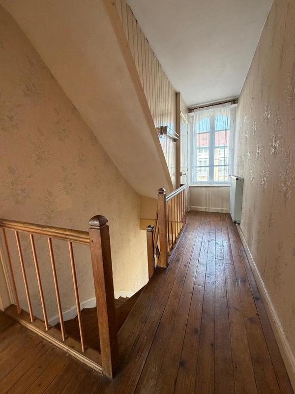 Maison - 96 m² - 3 pièces