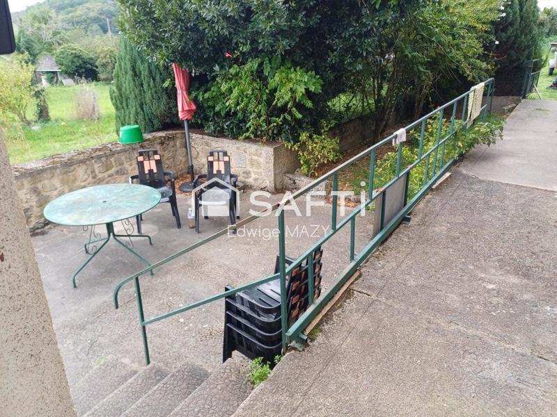 Maison - 167 m² - 8 pièces