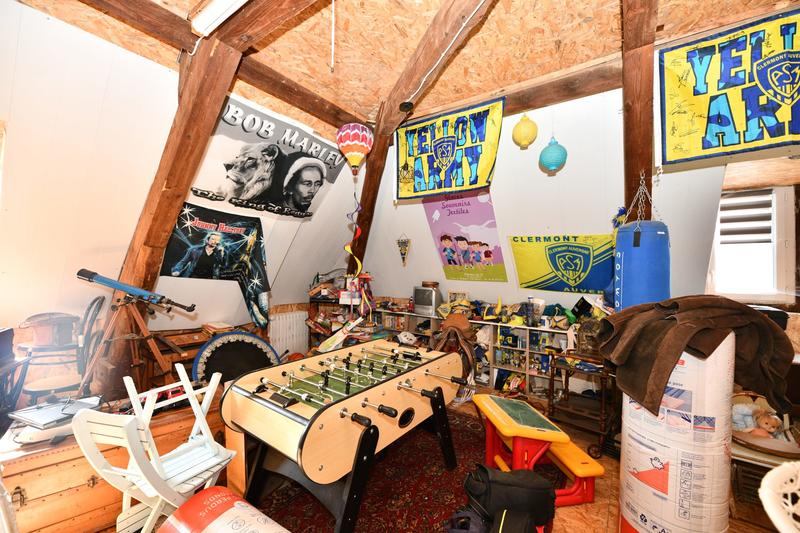 Maison - 151 m² - 6 pièces