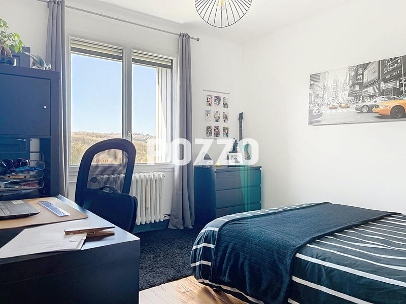 Maison - 150 m² - 8 pièces