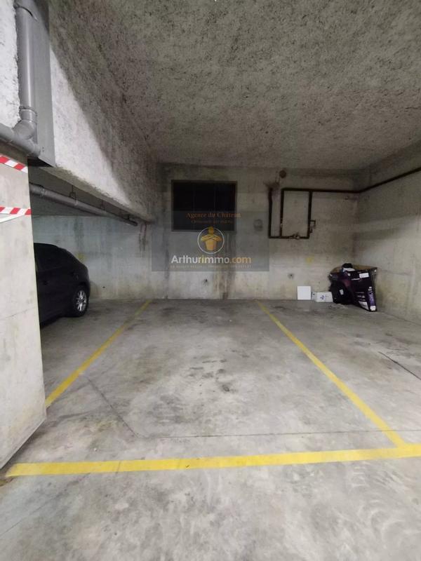 Parking / Garage - 18 m²