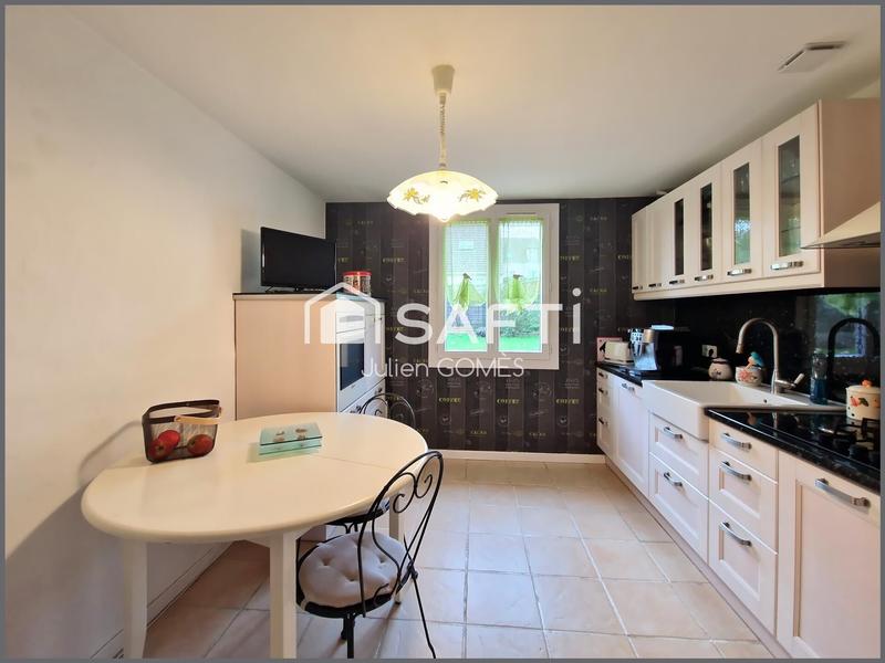 Maison - 90 m² - 4 pièces