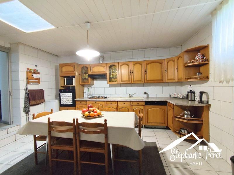 Maison - 150 m² - 7 pièces