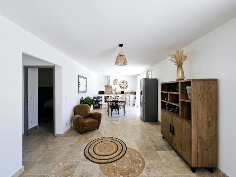 Propriété - 240 m² - 10 pièces