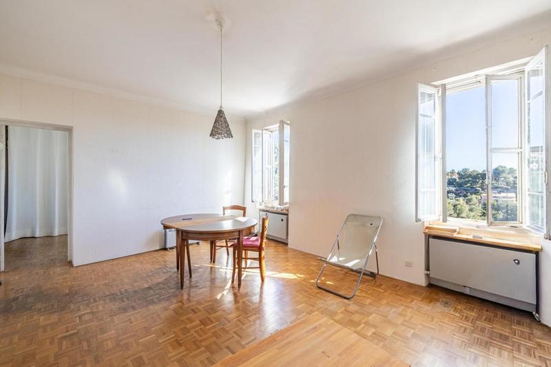 Villa - 167 m² - 6 pièces