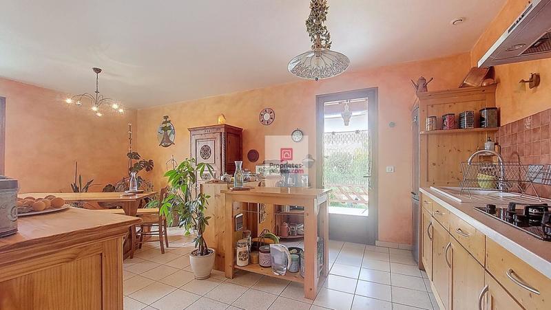Maison - 151 m² - 6 pièces