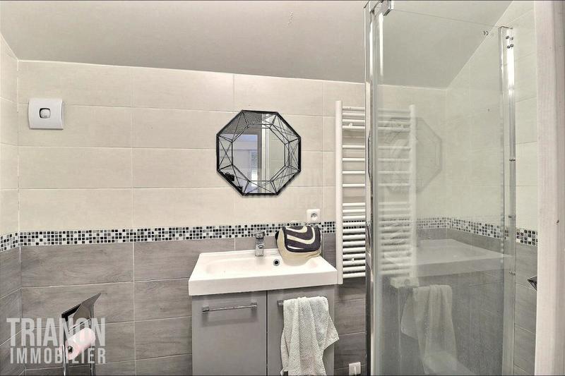 Maison - 190 m² - 7 pièces