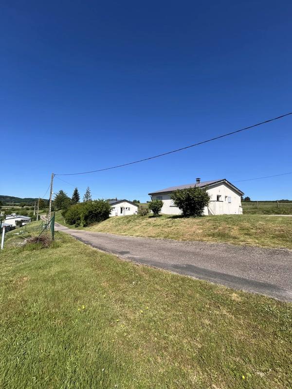 Maison - 519 m² - 3 pièces