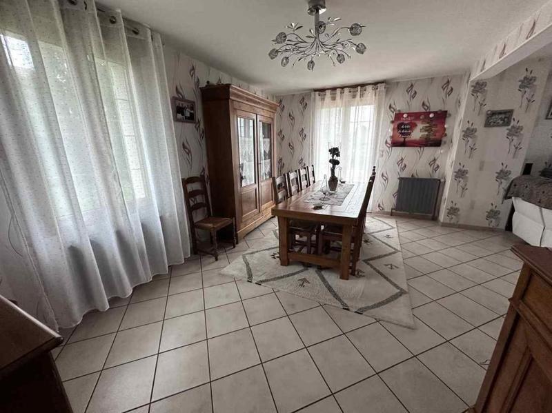 Pavillon - 141 m² - 5 pièces