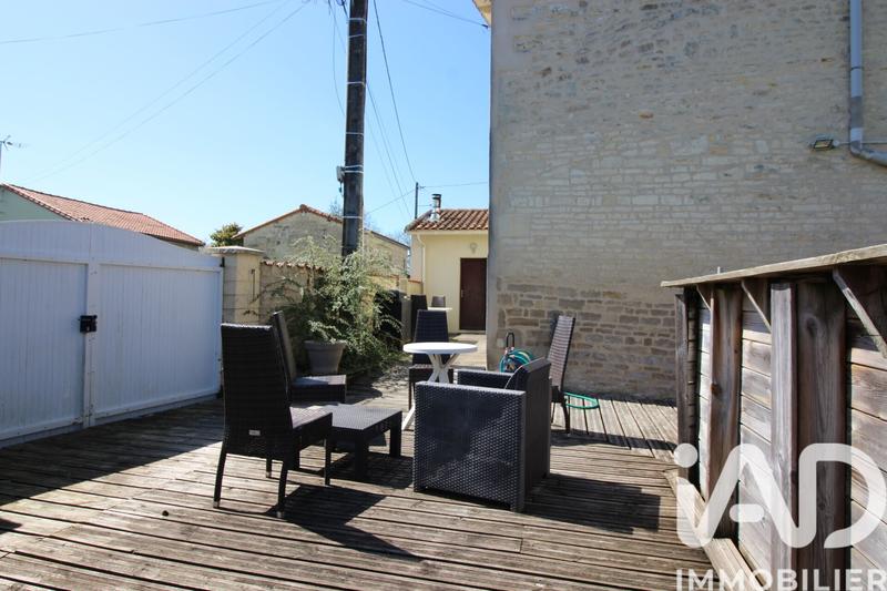 Maison - 208 m² - 6 pièces