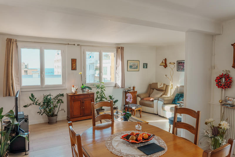 Appartement - 84 m² - 3 pièces