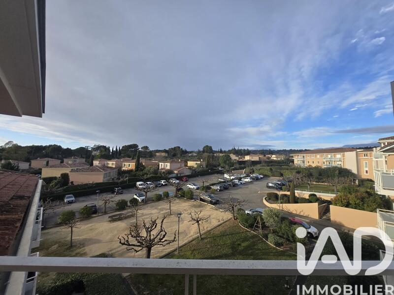 Appartement - 81 m² - 4 pièces