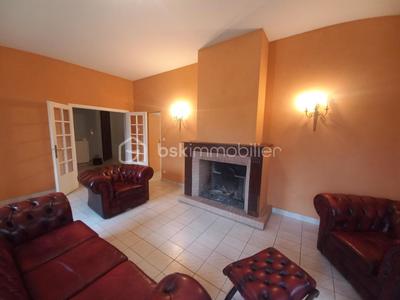 Maison traditionnelle - 316 m² - 11 pièces