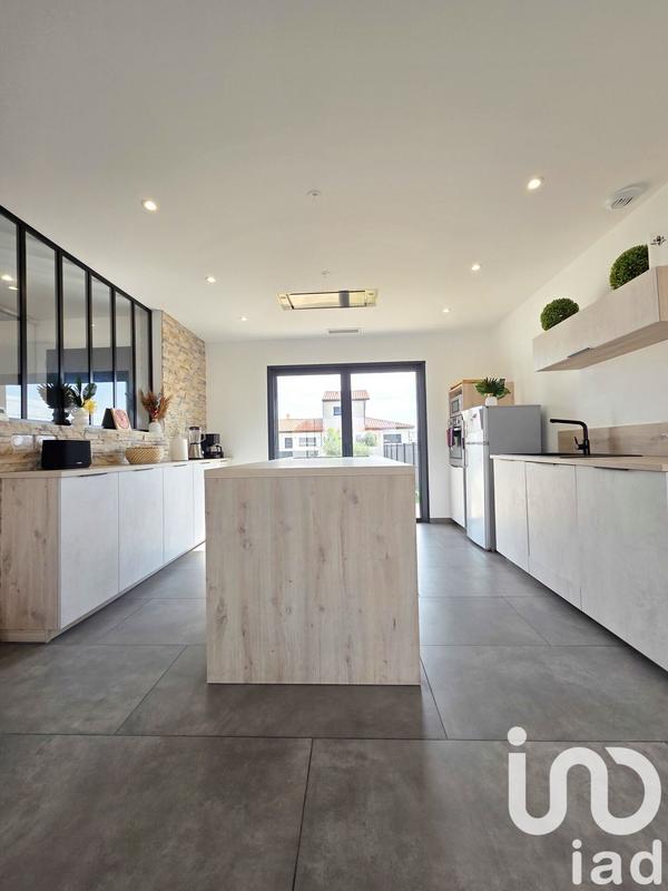 Maison - 96 m² - 4 pièces