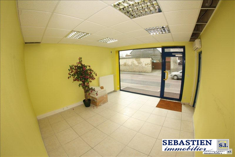 Local commercial - 30 m² - 2 pièces
