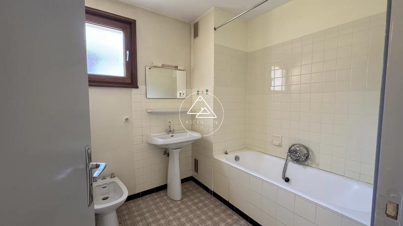 Appartement - 91 m² - 4 pièces