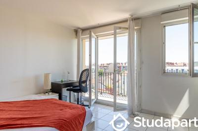 Chambre - 12 m² - 1 pièce