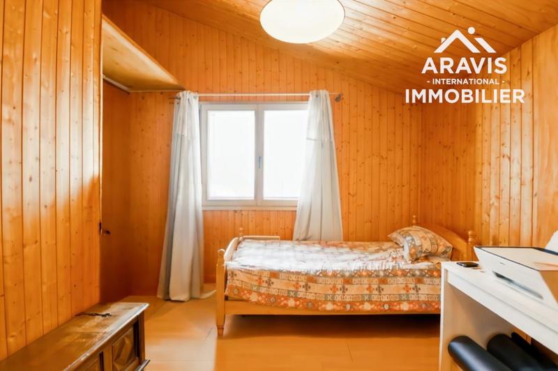 Maison - 152 m² - 9 pièces