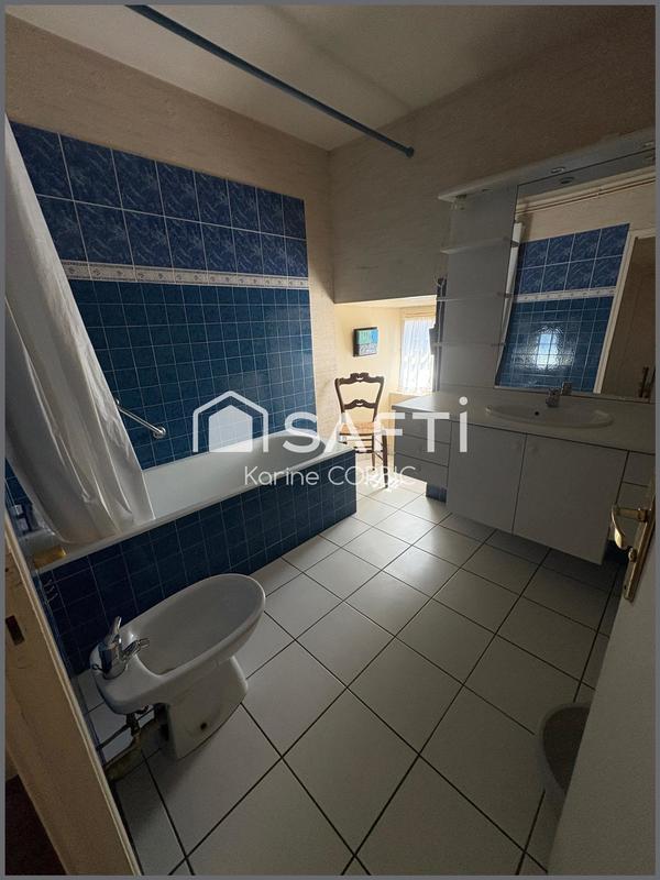 Maison - 187 m² - 9 pièces