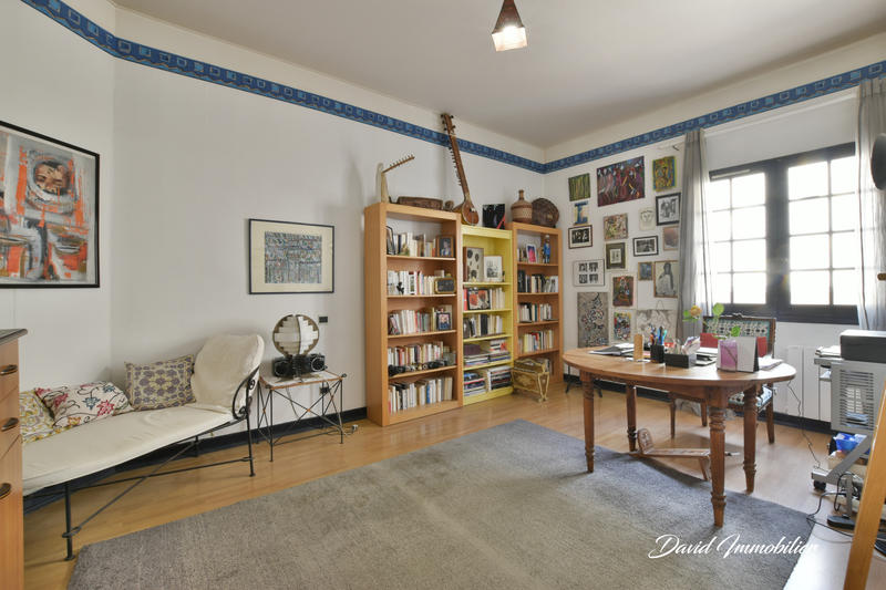 Appartement - 140 m² - 5 pièces