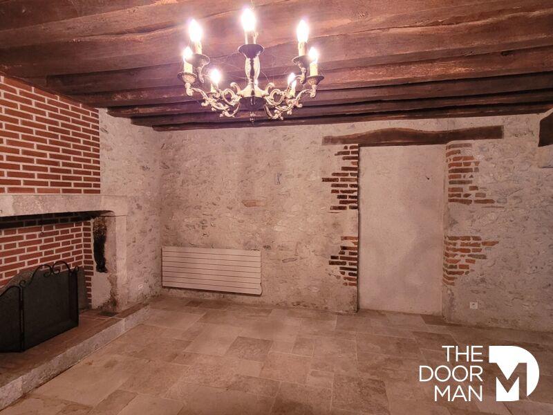 Propriété - 367 m² - 9 pièces