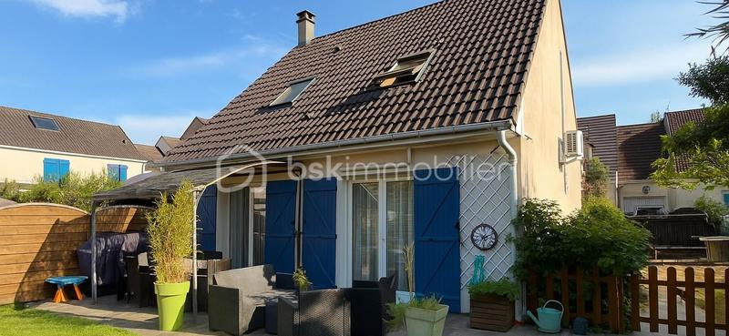 Maison - 91 m² - 5 pièces