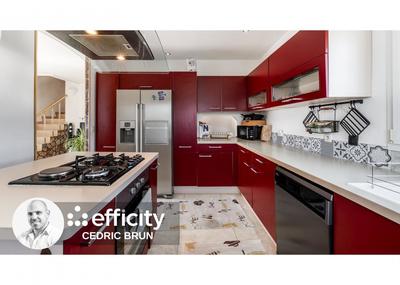 Appartement - 146 m² - 7 pièces