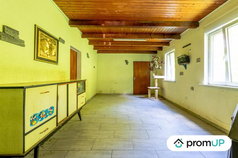 Maison - 200 m² - 7 pièces