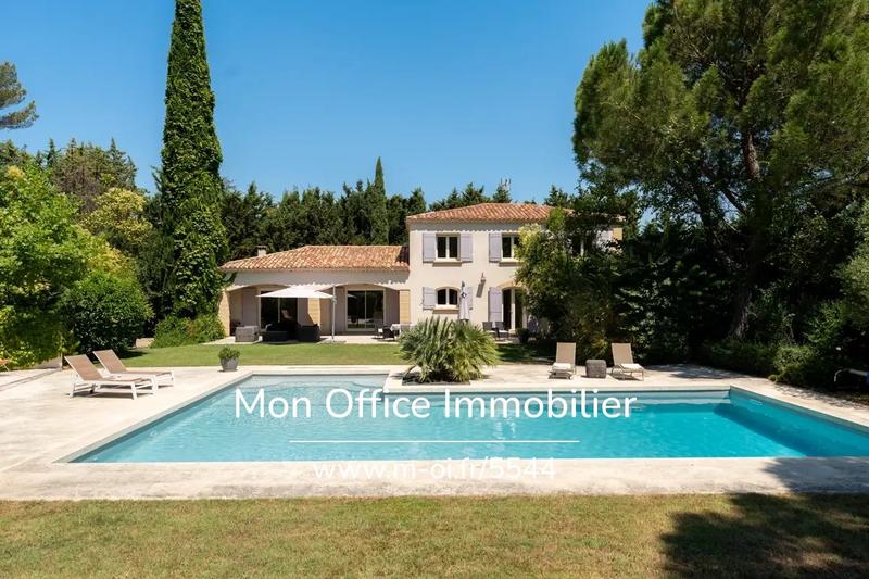 Villa - 310 m² - 5 pièces