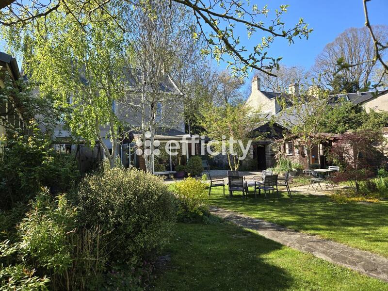 Demeure - 186 m² - 7 pièces