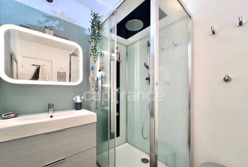 Appartement - 97 m² - 4 pièces