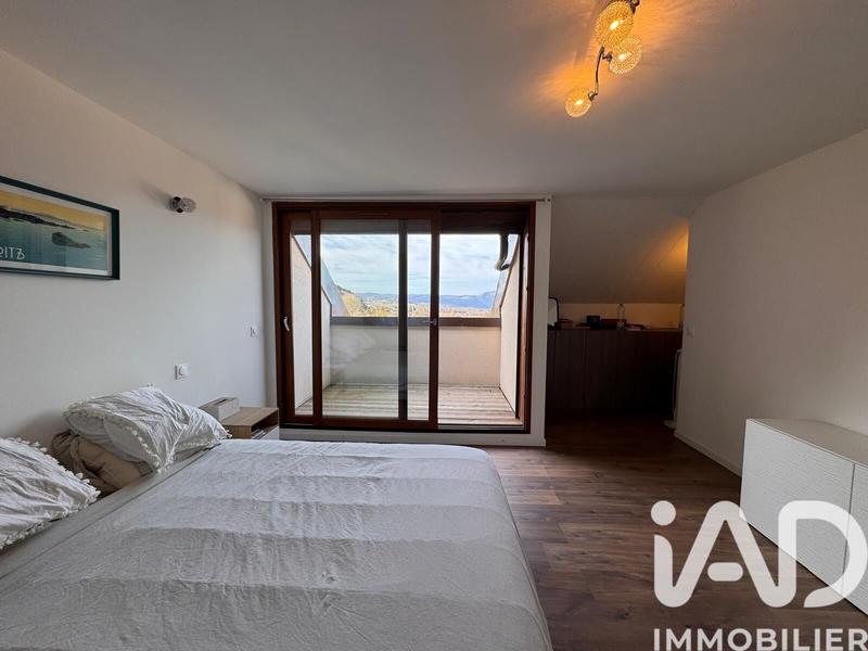 Appartement - 92 m² - 4 pièces