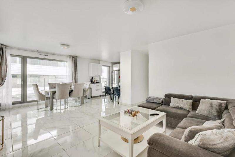 Appartement - 105 m² - 5 pièces