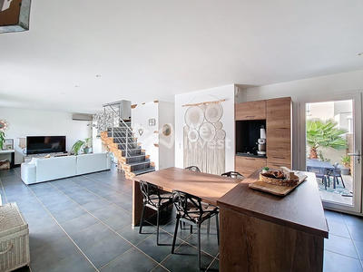 Villa - 100 m² - 4 pièces