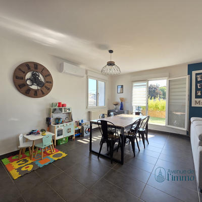 Appartement - 82 m² - 3 pièces