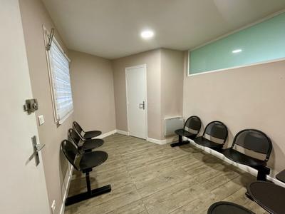 Bureau - 30 m² - 3 pièces